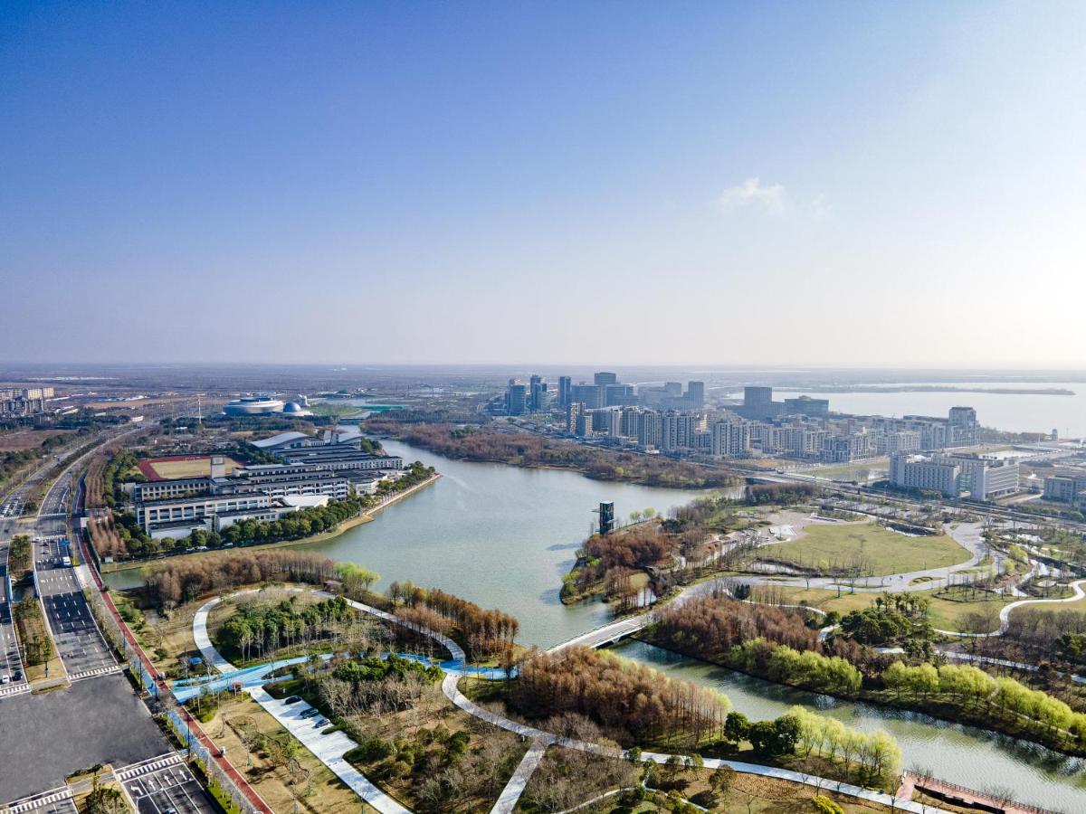 Holiday Inn Shanghai Dishui Lake By Ihg Nanhui Eksteriør billede
