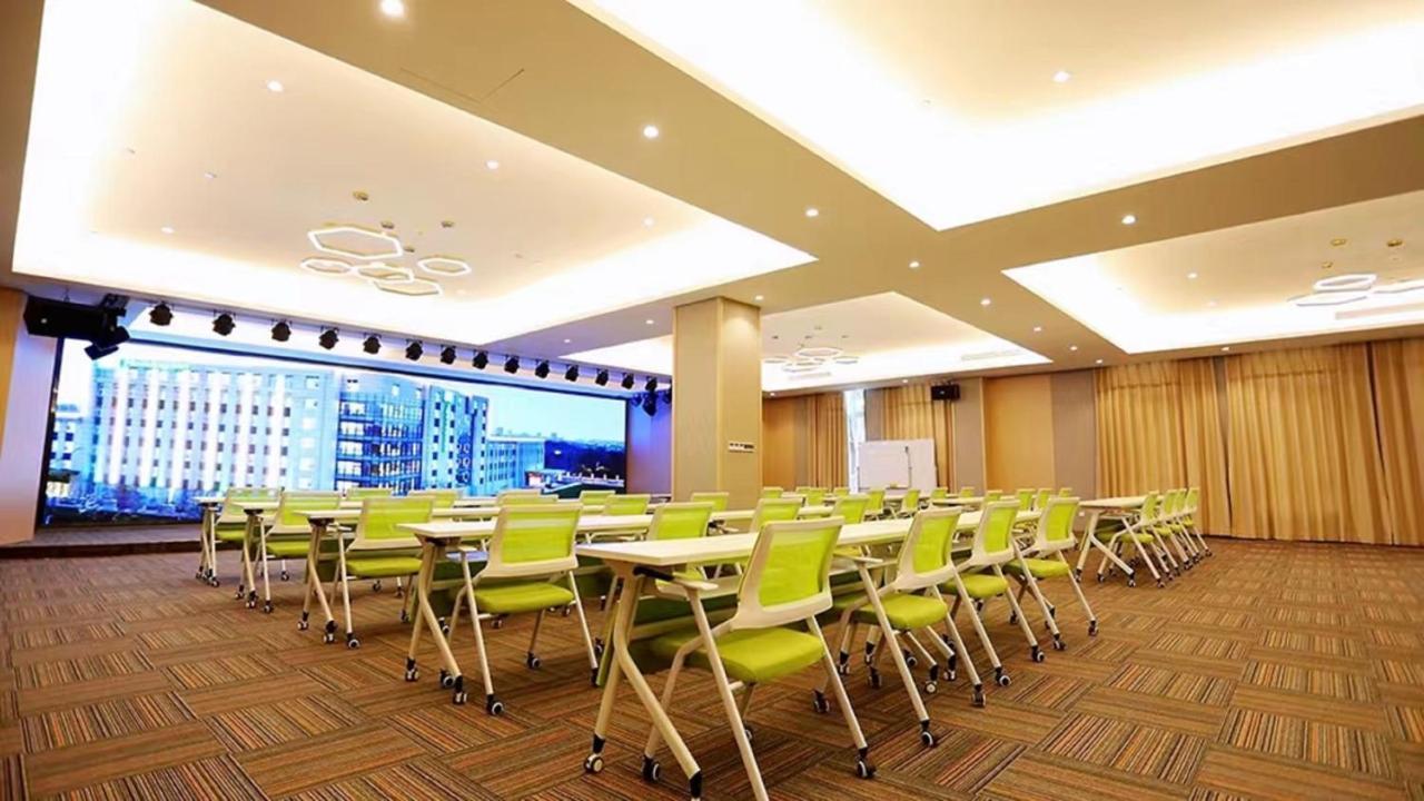 Holiday Inn Shanghai Dishui Lake By Ihg Nanhui Eksteriør billede