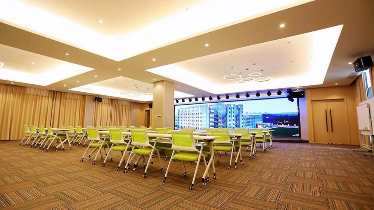 Holiday Inn Shanghai Dishui Lake By Ihg Nanhui Eksteriør billede